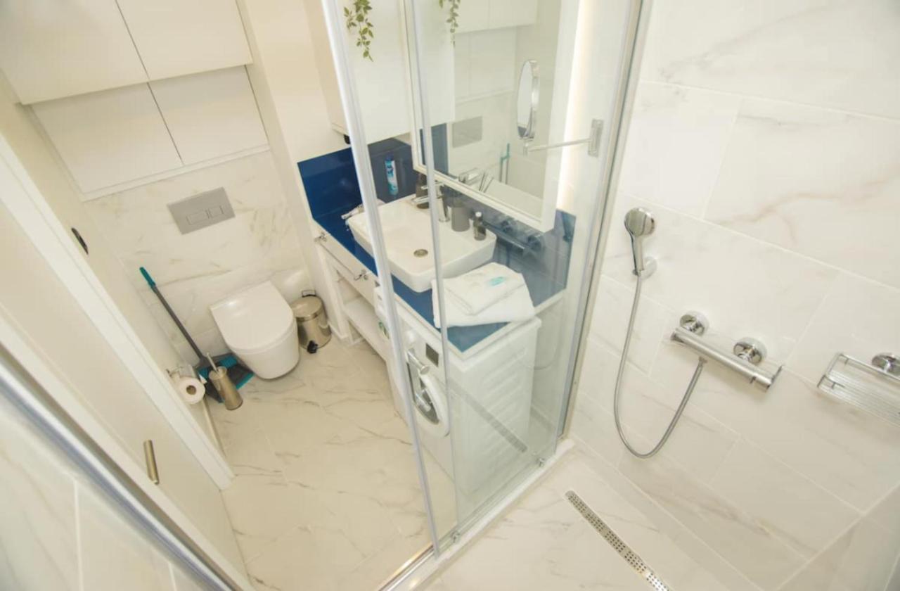 General Sea View Apartments In Orbi City Batumi Bagian luar foto