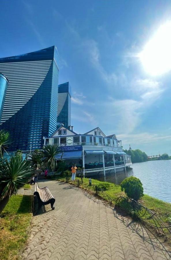 General Sea View Apartments In Orbi City Batumi Bagian luar foto