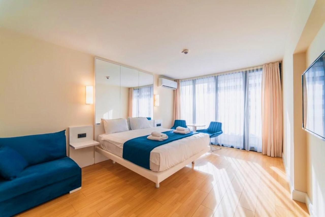 General Sea View Apartments In Orbi City Batumi Bagian luar foto
