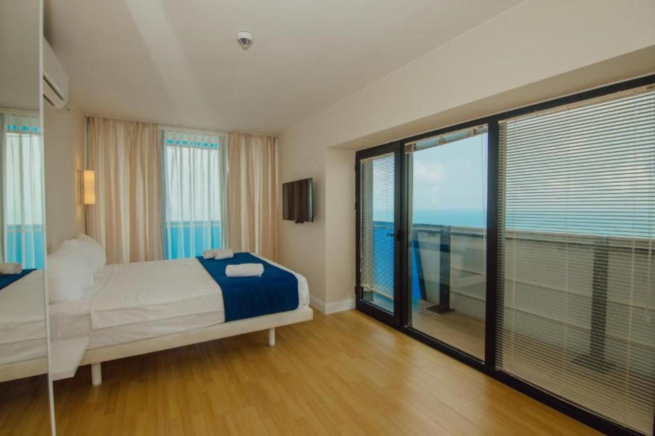 General Sea View Apartments In Orbi City Batumi Bagian luar foto