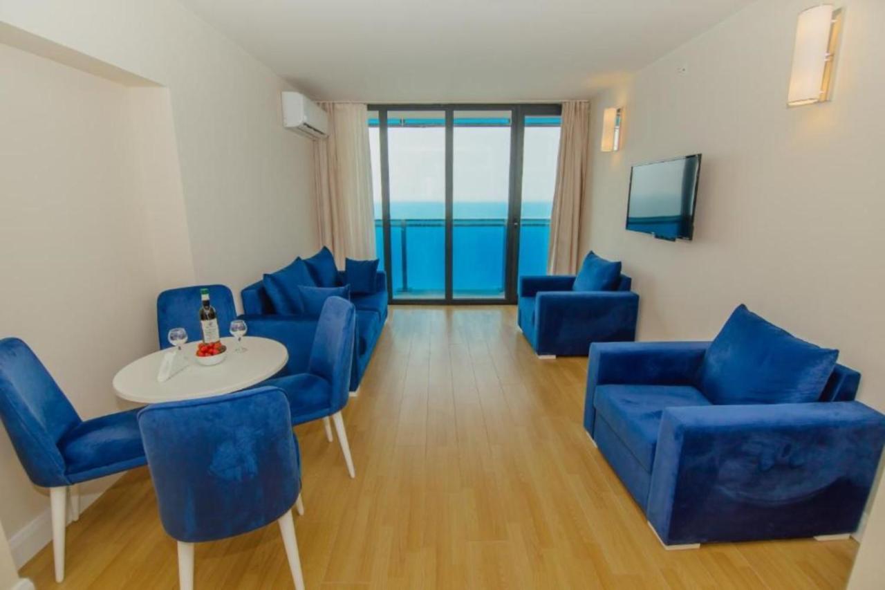 General Sea View Apartments In Orbi City Batumi Bagian luar foto