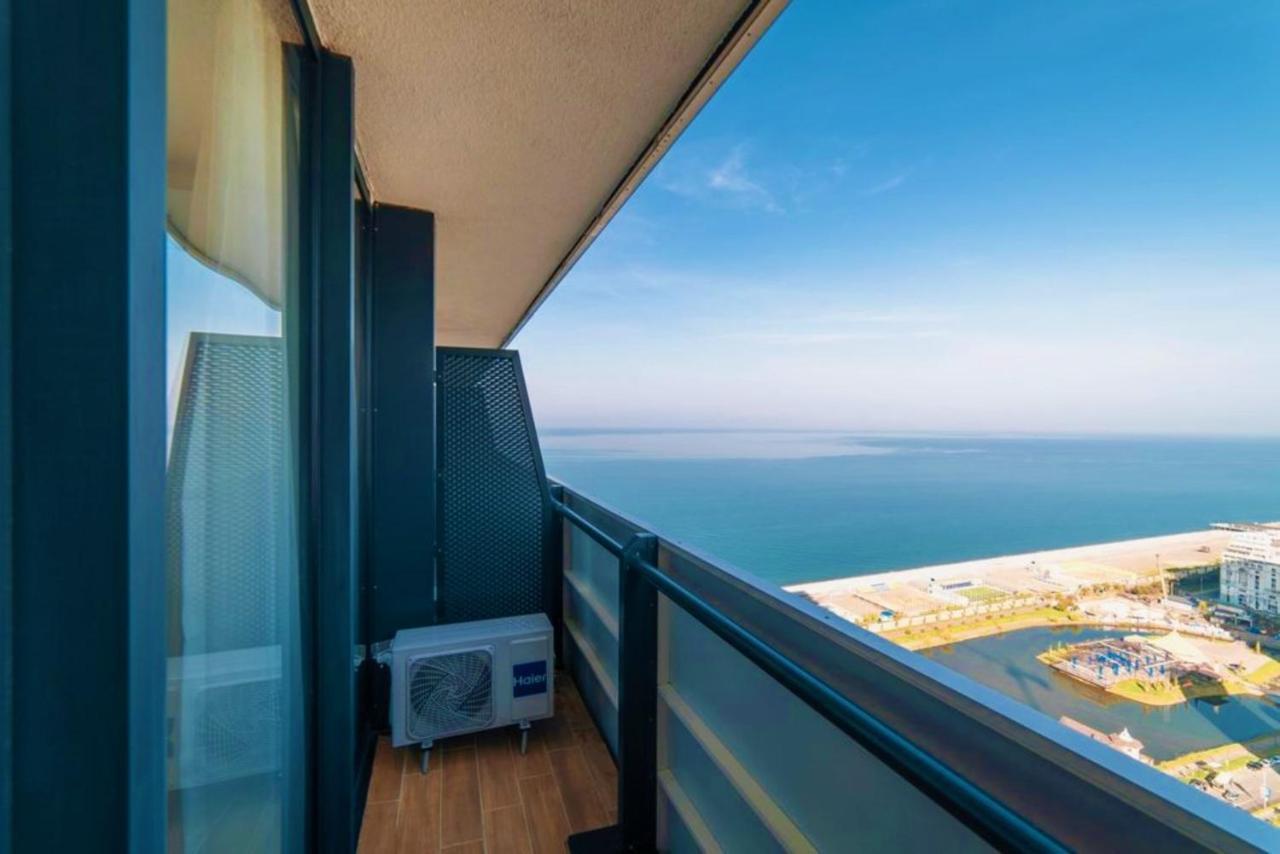 General Sea View Apartments In Orbi City Batumi Bagian luar foto