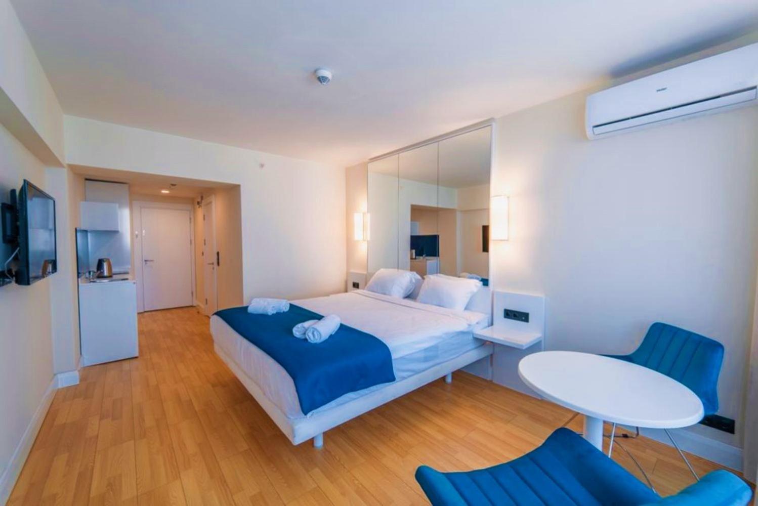 General Sea View Apartments In Orbi City Batumi Bagian luar foto