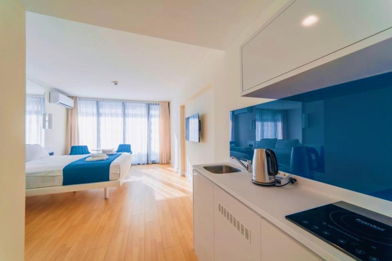 General Sea View Apartments In Orbi City Batumi Bagian luar foto